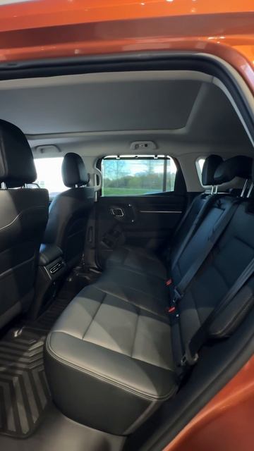 HAVAL H7 В ЯРКОМ ОРАНЖЕВОМ ЦВЕТЕ