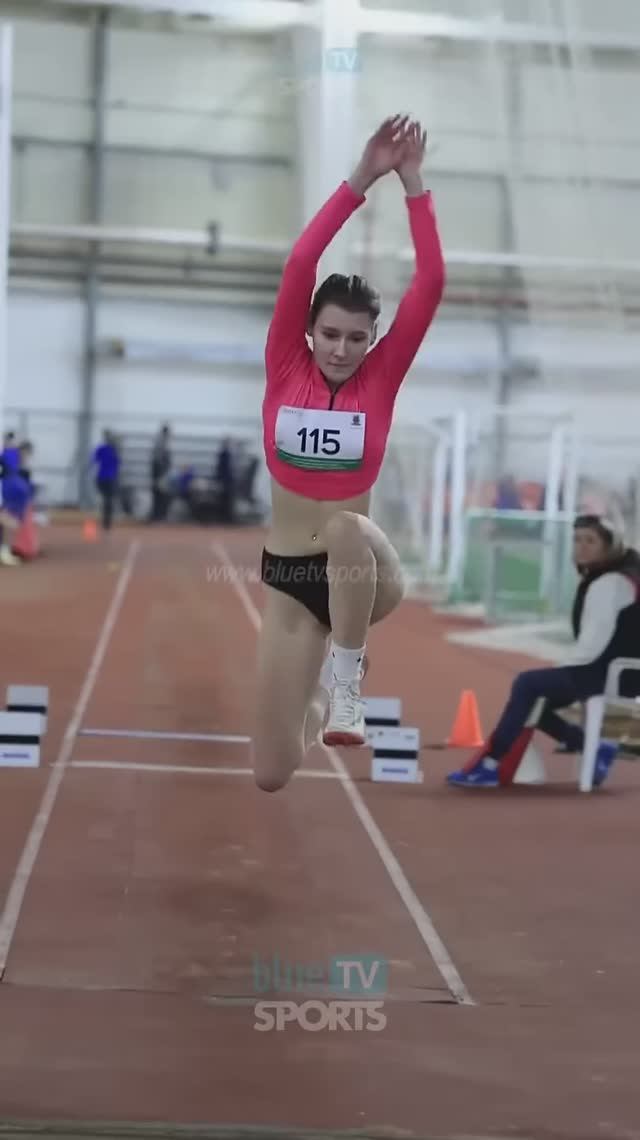 Russian Jumper 🇷🇺 смотреть онлайн