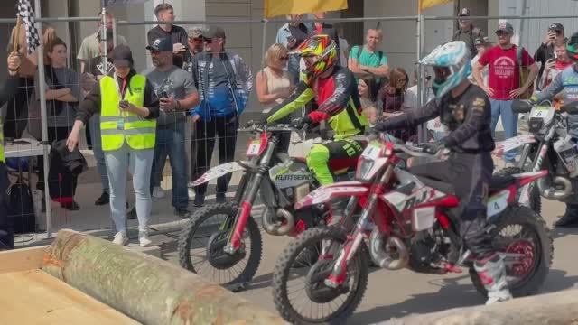 2025_05_06_12_15_IMG_0749 смотреть онлайн