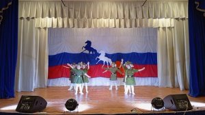 Танец «Ленинградки», детская студия развития «Радуга», ( рук.Акулова Светлана Анатольевна)