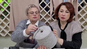 Скидки на популярные бренды пряжи, изделия в студии вязания «Свитер».