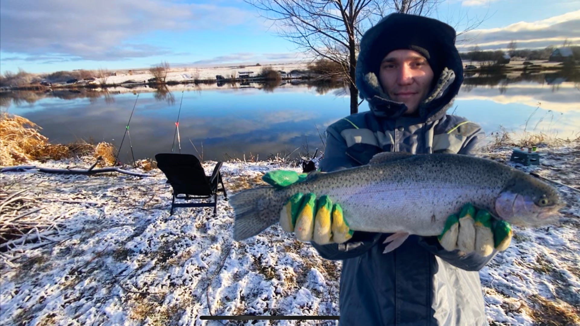 Первая в ЖИЗНИ РЫБАЛКА на ФОРЕЛЬ!СКОЛЬКО СТОИТ половить на ПЛАТНИКЕ? смотреть онлайн