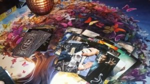 Кто пытается увернуться от бумеранга🪃❓💫⚖️