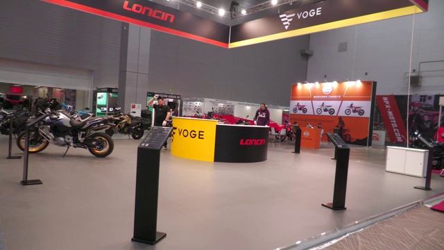 Выставка МОТОЗИМА. Часть 1. Сборка стендов. смотреть онлайн