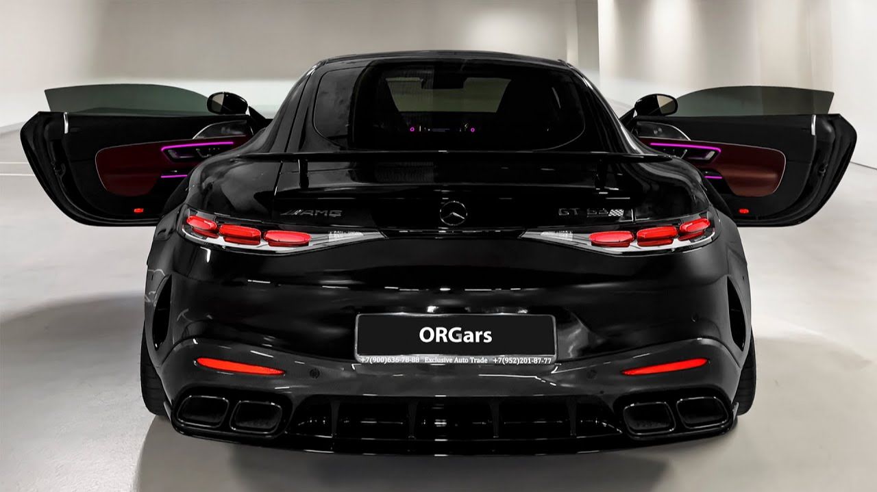 Mercedes-AMG GT 63 Pro 2026 года — звук, интерьер и экстерьер смотреть онлайн