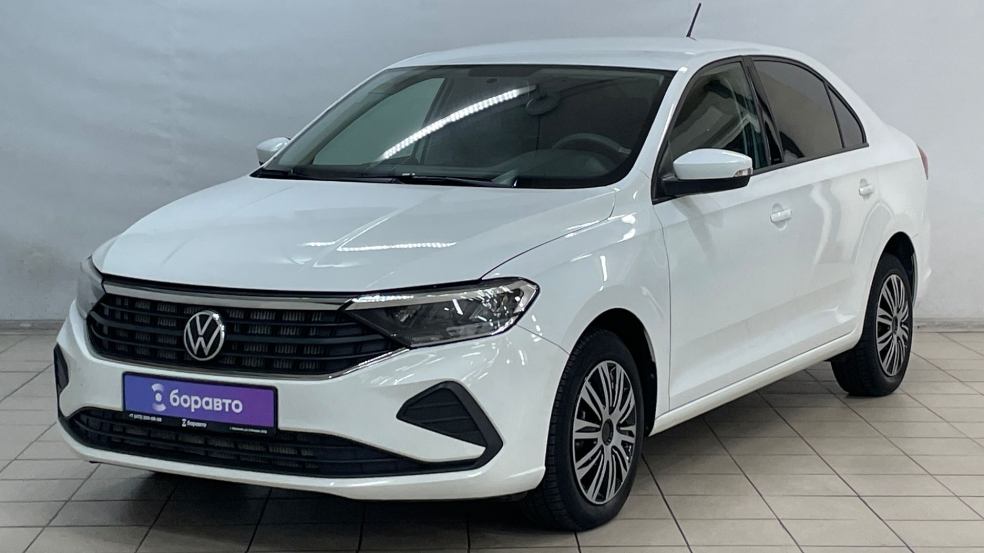 VOLKSWAGEN POLO смотреть онлайн