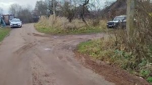 Шахарга 1км 30 соток Ер, 95.000 руб 1.170$ Кўчада ГАЗ ўтган. Трасса