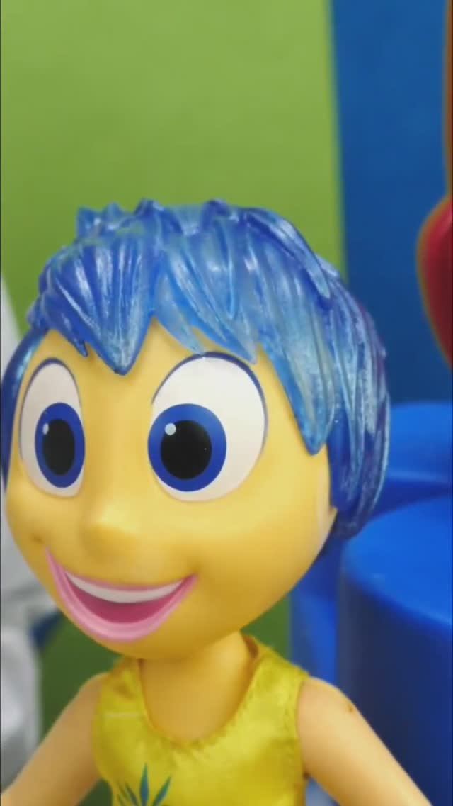 Радость из Головоломки СТАЛА ЗЛОЙ! 😳🔥#Головоломка #Радость #Мультфильм смотреть онлайн