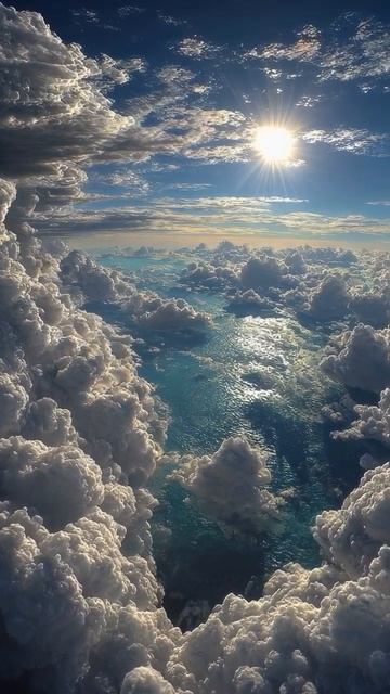 Fredo de Gaultier - Thunder Cliff #sky #cloud #clouds #sun #frdg #sunset #livewallpaper смотреть онлайн
