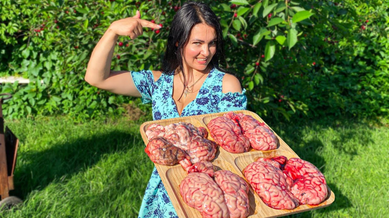 Тушеные Говяжьи МОЗГИ с Овощами на Костре! Я сама в ШОКЕ от такого Рецепта смотреть онлайн