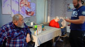 Пенсионерка рассказала почему продукты дорожают в магазине Сын в недоумении Зима пришла в Сибирь