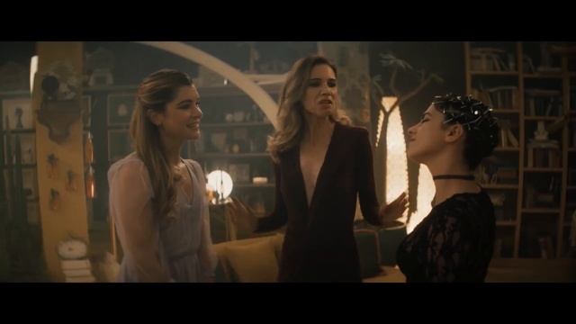 Безумное свидание / Follemente ТРЕЙЛЕР Премьера в РФ - 1 января 2026 смотреть онлайн