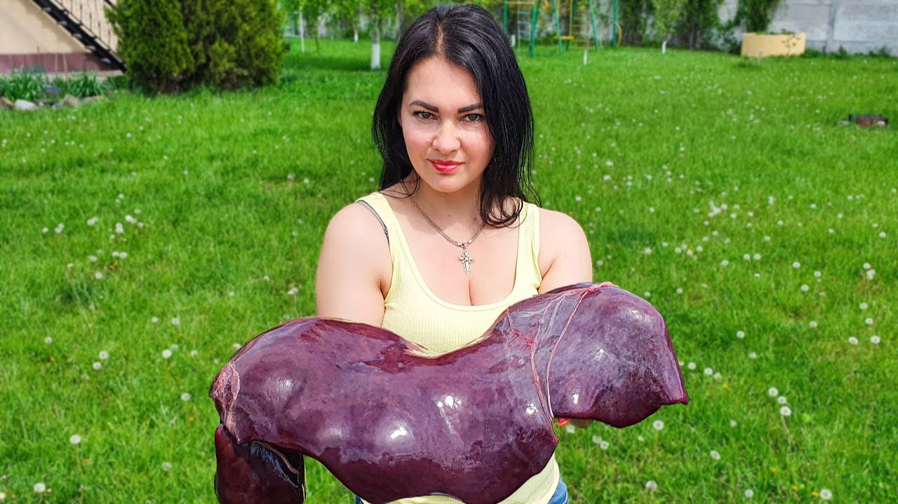 СОЧНЫЙ Шашлык из Говяжьей ПЕЧЕНИ в Тандыре! Рецепт Вкусного Шашлыка смотреть онлайн