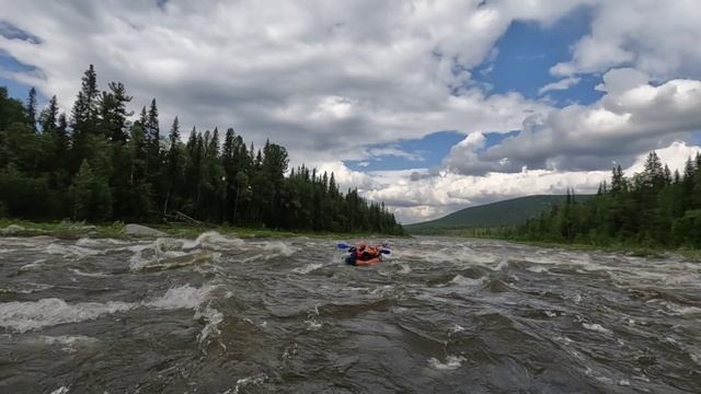 Прохождение порогов на реке Щугор на пакрафтах смотреть онлайн