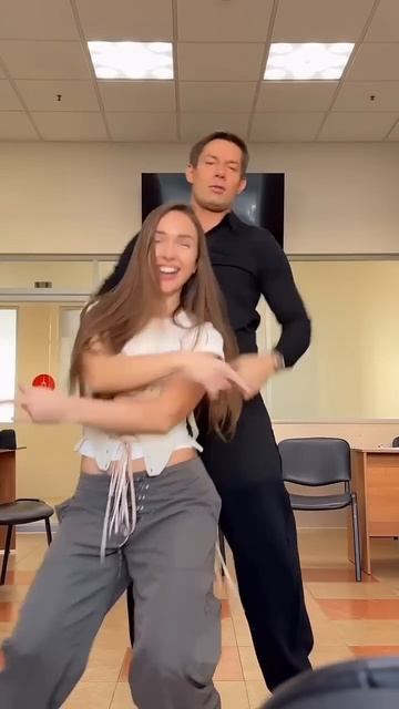 Когда вы со стилистом на одной волне смотреть онлайн