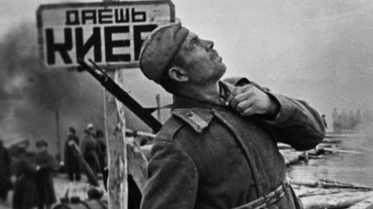 Киевская наступательная операция . Освобождение Киева смотреть онлайн