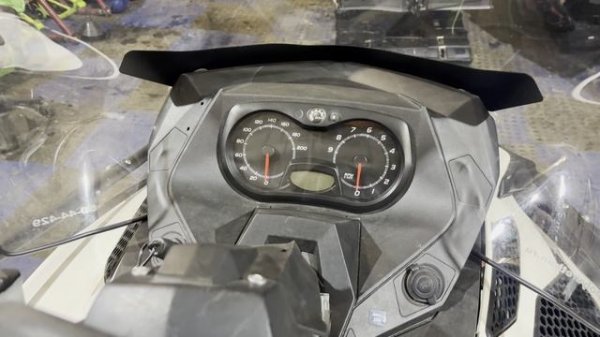 Lynx 69 Yeti Army 600 E-TEC