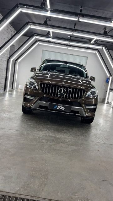 Полировка кузова автомобиля Mercedes GLE и нанесение керамики смотреть онлайн