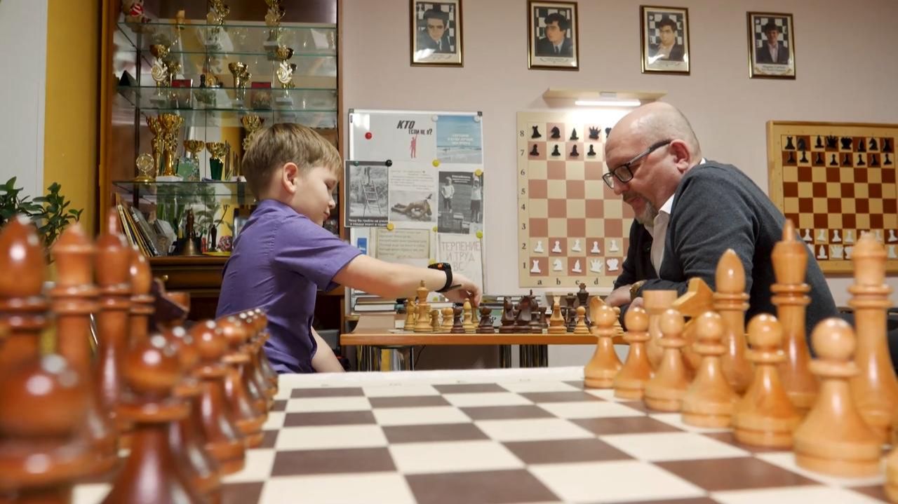 Будущий гроссмейстер смотреть онлайн