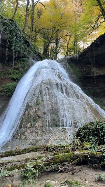 Абхазия, Шакуранские водопады (середина ноября, ОСЕНЬ-2025) смотреть онлайн
