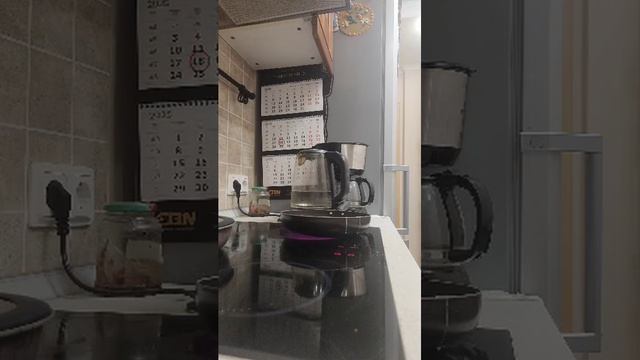 Готовлю яичницу смотреть онлайн