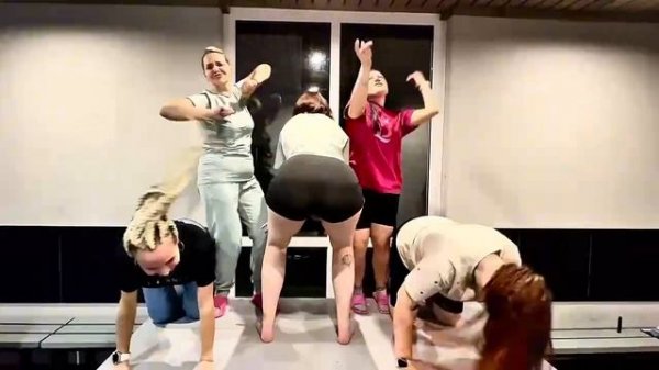 #тансполвезде