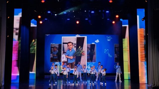 Вокальный ансамбль «Звоночек». «Я – мужчина, я – мужик» смотреть онлайн