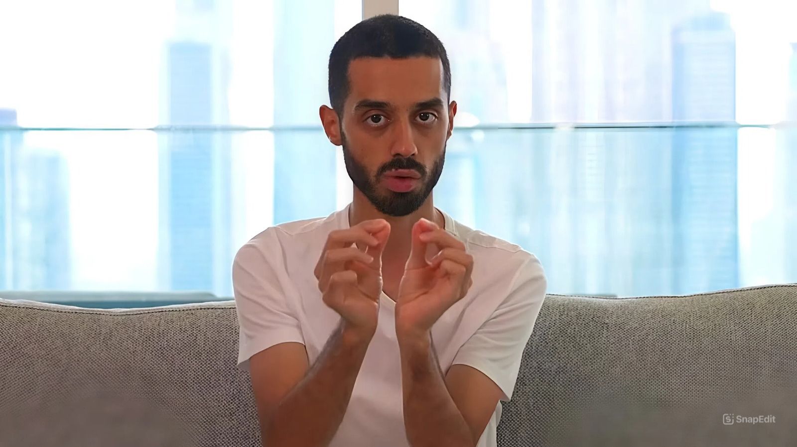 БЕСПОЛЕЗНО МЕНЯТЬ ДЕКОРАЦИИ СНАРУЖИ, КОГДА Внутри Состояние Страдальца.. Анар Дримс смотреть онлайн