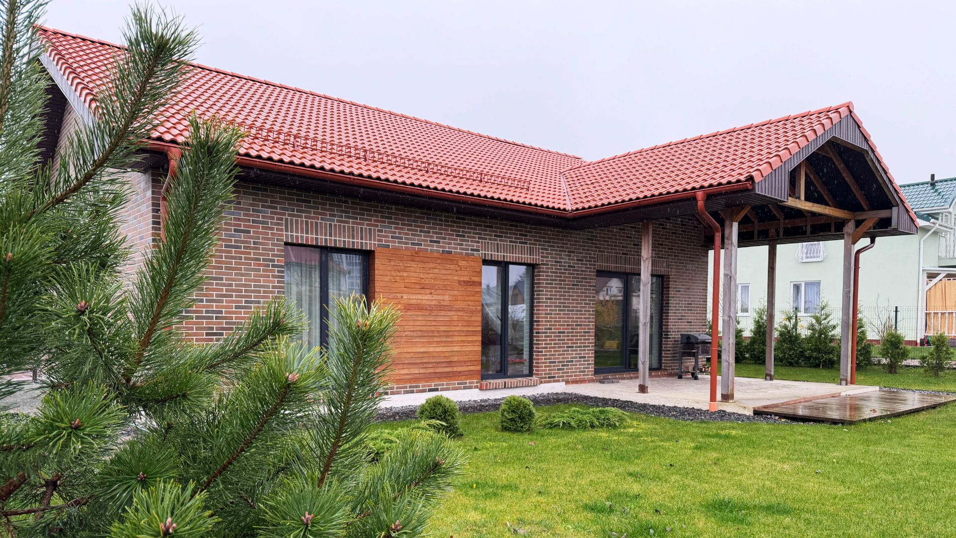 Дом с ремонтом в Светлогорске (пос. Сальское)