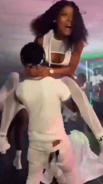 Че там происходит? смотреть онлайн