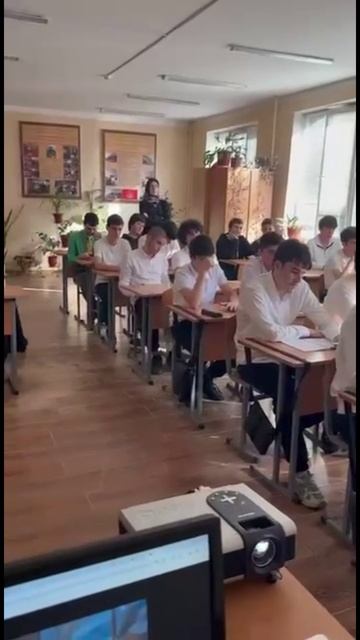 Урок истории: вспоминаем Октябрьскую революцию 1917 года смотреть онлайн