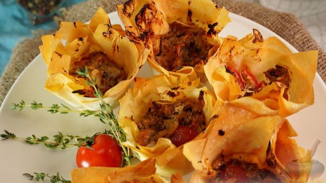 Греческие корзинки со вкусной начинкой. ЗАКУСОЧНЫЕ КОРЗИНКИ С ГРИБАМИ смотреть онлайн