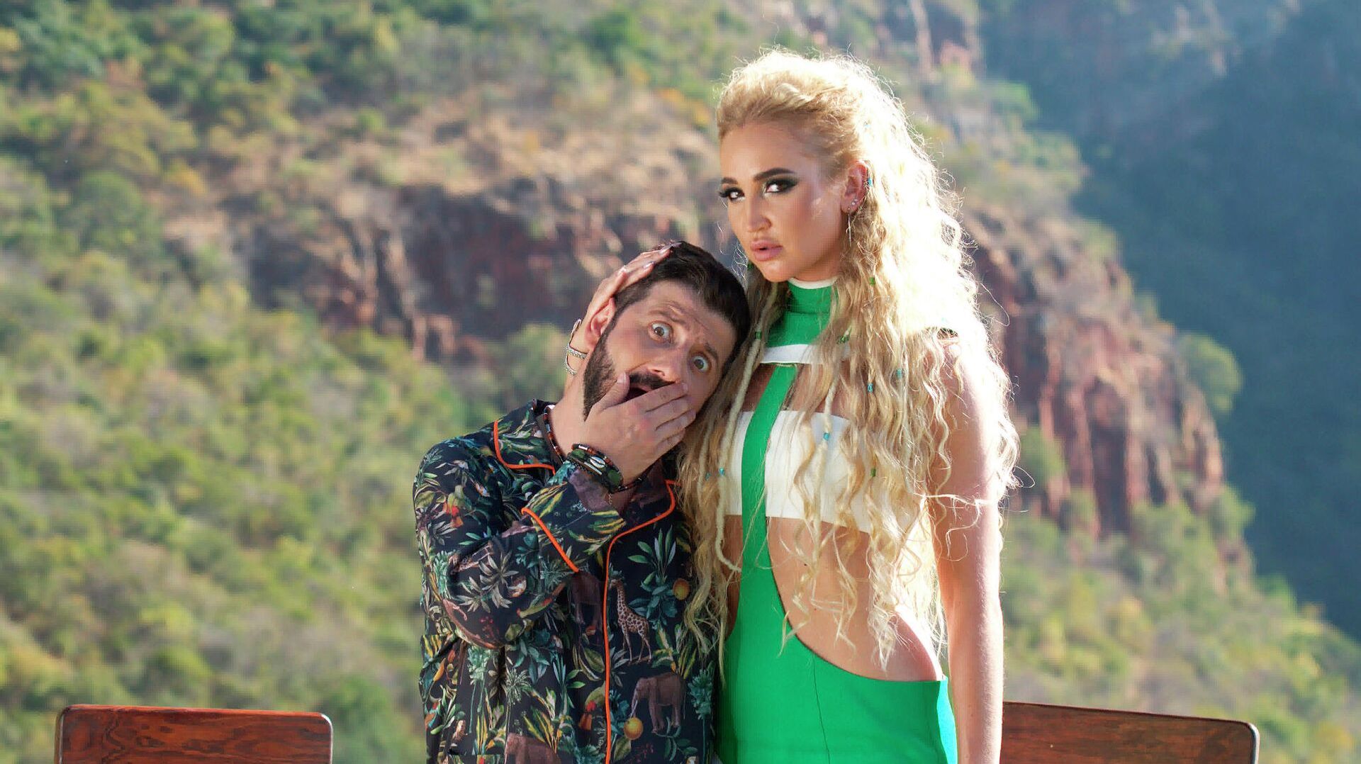 Ольга Бузова на шоу «Звезды в джунглях» и Билли Айлиш критикует Илона Маска. смотреть онлайн