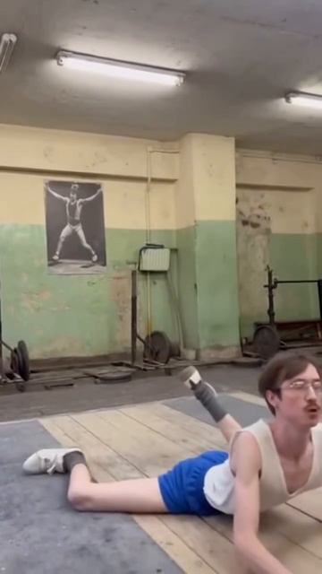 Одмен сегодня в качалке😈 смотреть онлайн