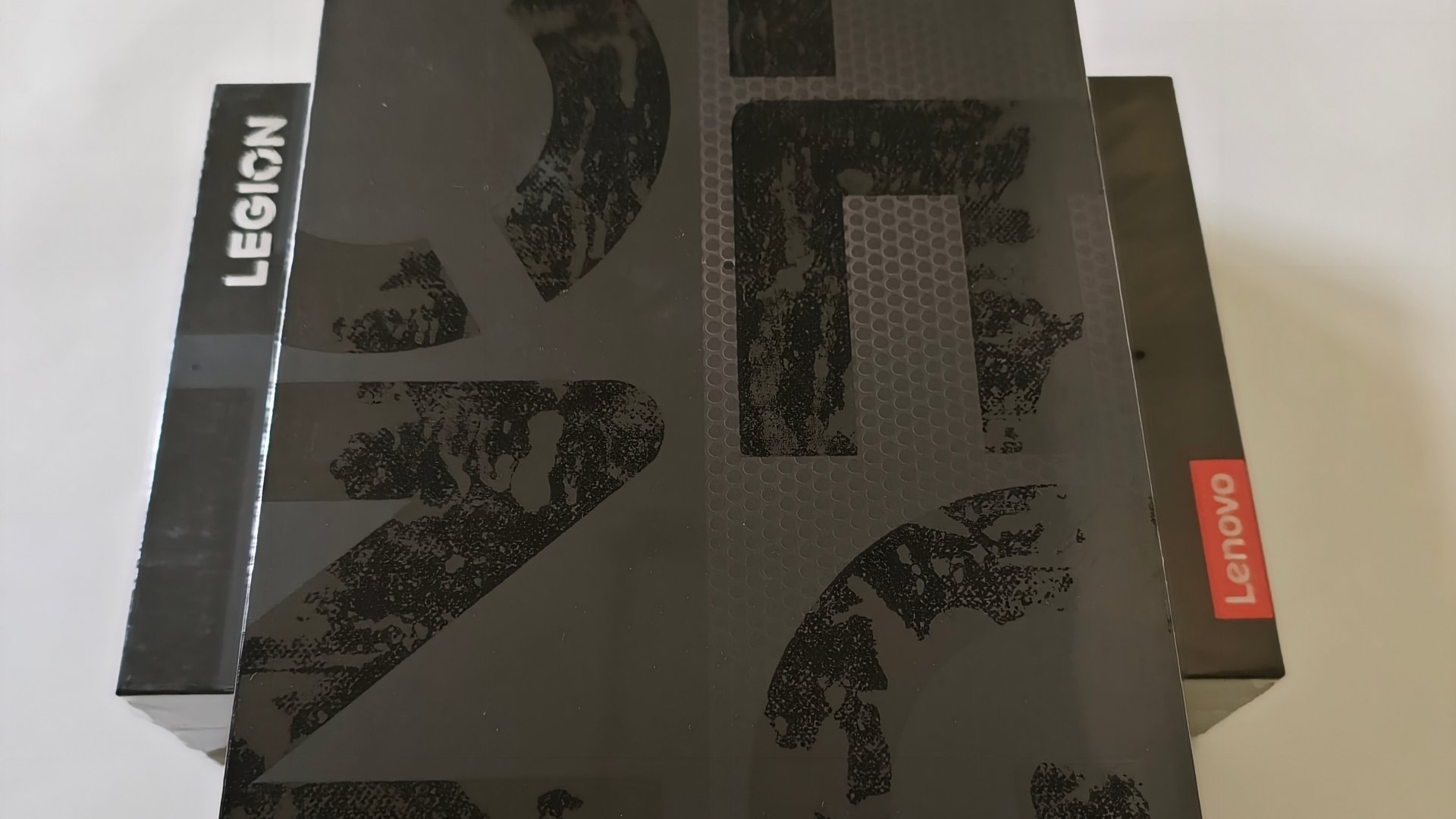 Lenovo Legion Y700 Gen 4 Snapdragon 8 Elite смотреть онлайн