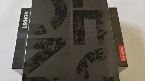 Lenovo Legion Y700 Gen 4 Snapdragon 8 Elite