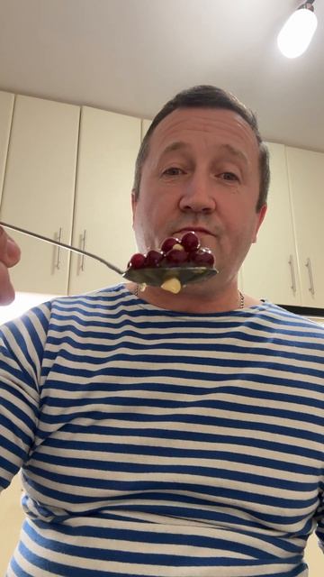 Сибирский десерт 🔥🔥🔥 замороженная клюква , мёд и кедровые орехи 🔥🔥🔥