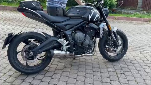 Triumph Trident 660 выхлоп LeoVince 14385EU