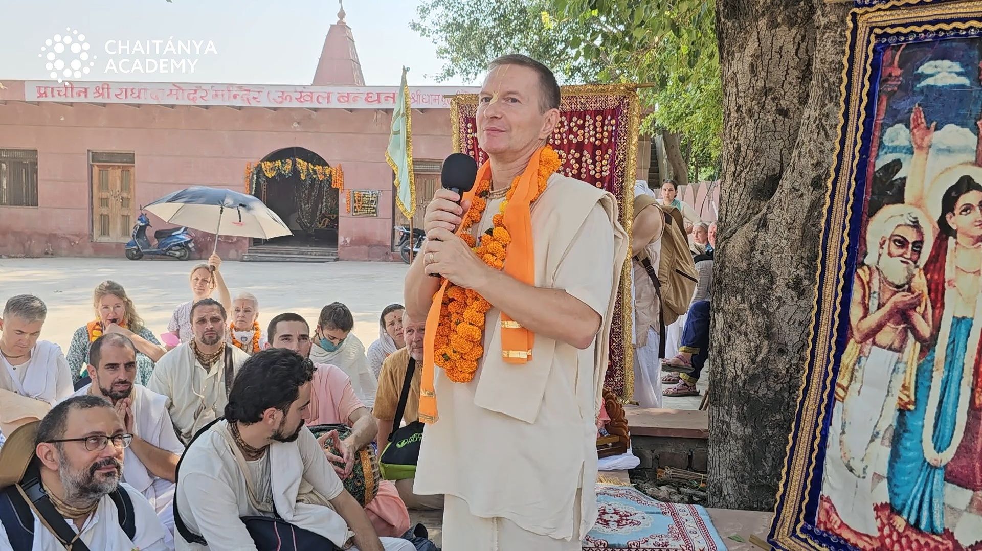 Гошалы Нанды Махараджа - 2024-10-19 - Шри Прем Прайоджан