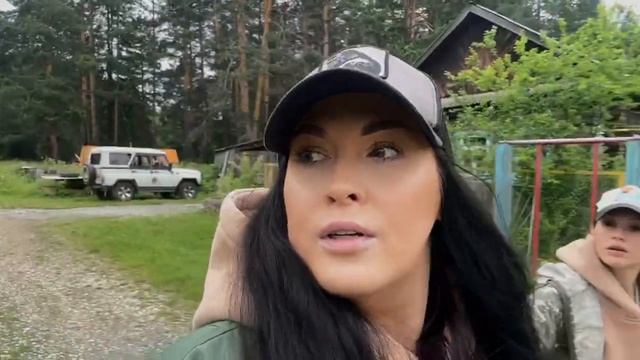 Два дня в лесу смотреть онлайн