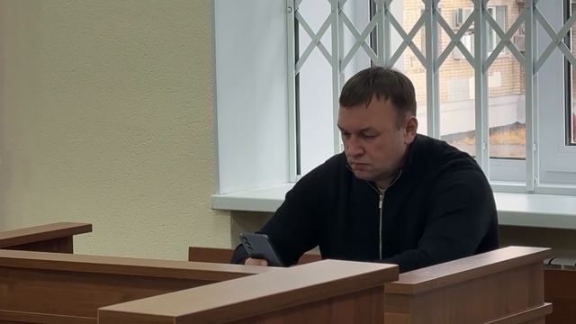 Троица, избившая детей в автобусе, выплатит им компенсацию морального вреда. смотреть онлайн