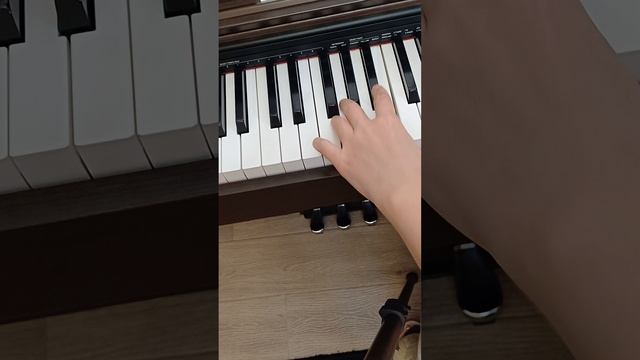 си минор 3 вида, показ на клавиатуре смотреть онлайн