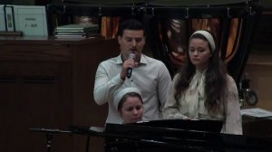 Венец златой, венец лавровый..