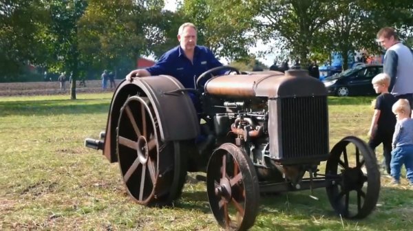 ЭТО ВИДЕО НАБРАЛО 1 МЛН ПРОСМОТРОВ! Трактора 1950-ых! Как новые! #89