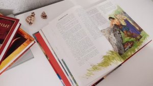 АСМР С КНИГОЙ.  ШЕЛЕСТ БУМАЖНЫХ СТРАНИЦ.