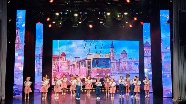 Вокальный ансамбль «Звоночек». «Трамвай №3» смотреть онлайн