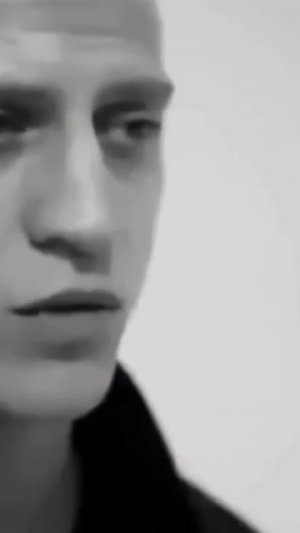 Проще всего уехать за кордон и любить Россию