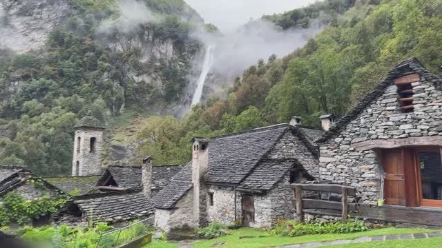 Я НАШЛА САМЫЕ ИЗОЛИРОВАННЫЕ ДЕРЕВНИ В ШВЕЙЦАРИИ - ЗАТЕРЯННЫЙ МИР ШВЕЙЦАРИИ смотреть онлайн