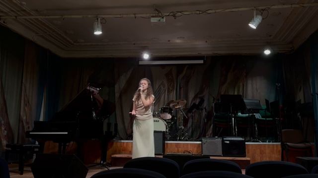 «I learned from the best» смотреть онлайн