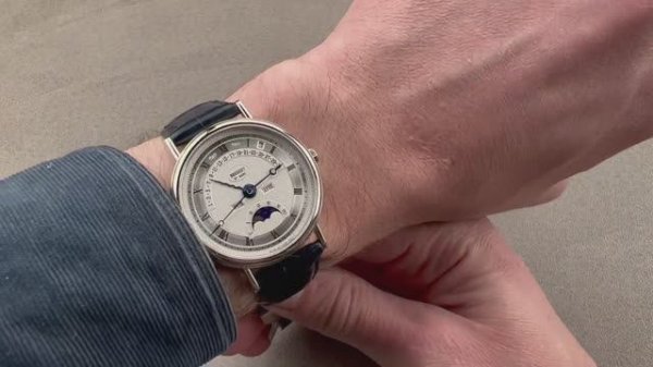 Обзор часов Breguet с вечным календарем Breguet Classique 3787BB/1E/986